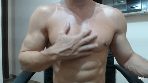 saradorj92 online show from February 2025 07:26:02 AM