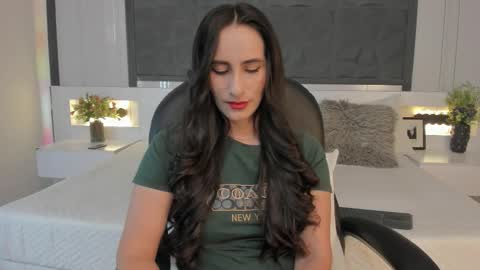  Sara Gomez  online show from February 2026 12:15:02 PM