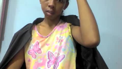 Snapshot of sarah146341 chatting on December 2025 06:14:02 PM sarah146341 online show from December 2025 06:14:02 PM