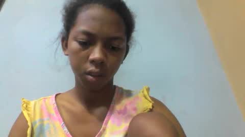 Snapshot of sarah146341 chatting on April 2026 06:53:02 PM sarah146341 online show from April 2026 06:53:02 PM