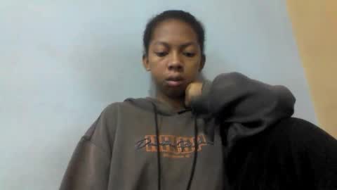 Snapshot of sarah146341 chatting on May 2026 04:42:01 AM sarah146341 online show from May 2026 04:42:01 AM