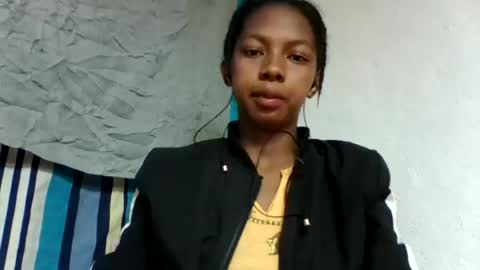 Snapshot of sarah146341 chatting on August 2026 05:15:01 PM sarah146341 online show from August 2026 05:15:01 PM