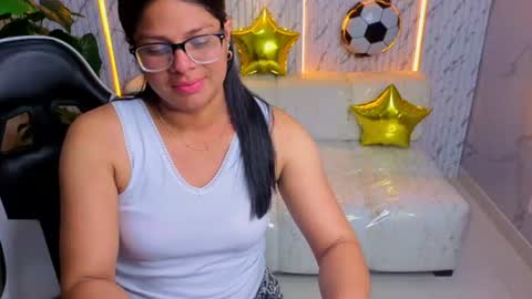 Snapshot of sarah_bay_tx chatting on June 2026 09:29:01 PM sarah_bay_tx online show from June 2026 09:29:01 PM