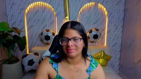 Snapshot of sarah_bay_tx chatting on June 2026 07:44:02 PM sarah_bay_tx online show from June 2026 07:44:02 PM