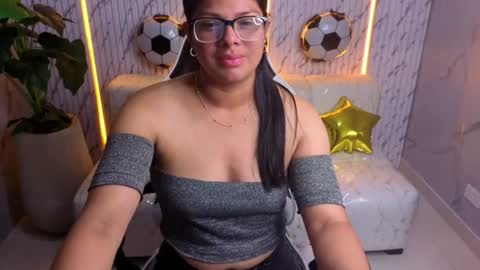 Snapshot of sarah_bay_tx chatting on June 2026 08:03:01 PM sarah_bay_tx online show from June 2026 08:03:01 PM