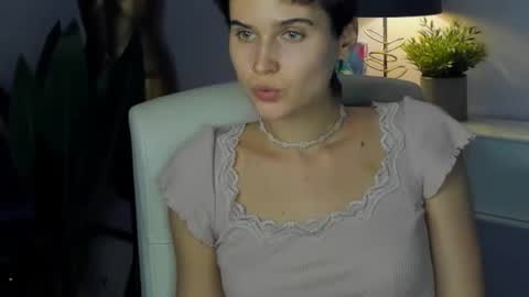 Sarah online show from October 2025 03:32:01 PM