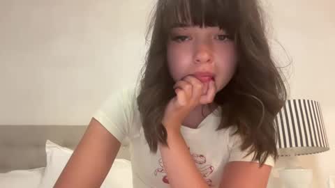 Snapshot of sarah_heart_aus chatting on January 2025 06:13:02 AM Sarah Heart Aus online show from January 2025 06:13:02 AM