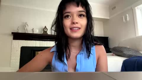 Snapshot of sarah_heart_aus chatting on February 2025 04:37:02 AM Sarah Heart Aus online show from February 2025 04:37:02 AM