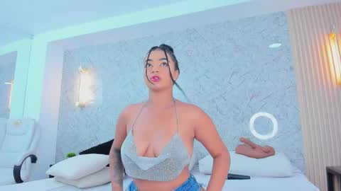 Snapshot of sarah_sanz chatting on September 2025 03:41:02 AM sarah online show from September 2025 03:41:02 AM