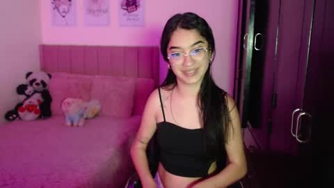 Snapshot of sarah_stone15 chatting on February 2025 05:09:02 PM Sarah online show from February 2025 05:09:02 PM