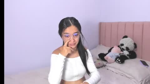 Snapshot of sarah_stone15 chatting on September 2025 02:01:02 AM Sarah online show from September 2025 02:01:02 AM