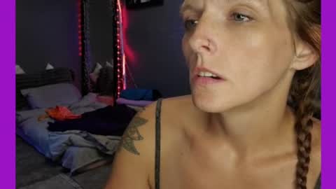 Snapshot of sarahdellisonn chatting on July 2026 02:42:01 AM sarahdellisonn online show from July 2026 02:42:01 AM