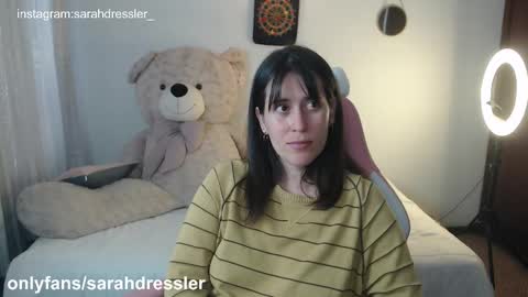 sarahdressler online show from December 2025 04:02:02 PM