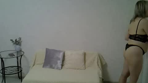 sarahphelps online show from December 2025 07:09:01 PM