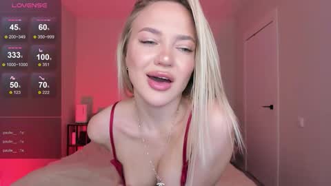 sarahphyllis online show from February 2026 09:22:01 PM