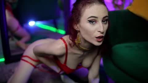  Sarai  online show from November 2025 09:25:02 PM