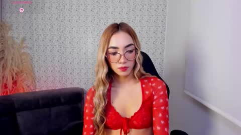 Sara jones   online show from December 2025 04:02:01 PM