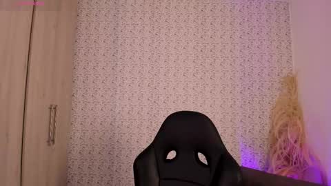 Sara jones   online show from February 2026 09:26:02 AM