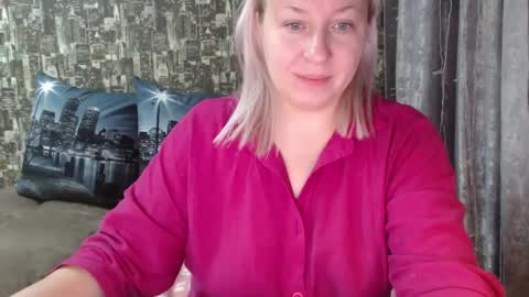 Sara online show from February 2025 10:36:01 PM