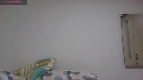 sara martinez online show from December 2024 01:40:01 AM