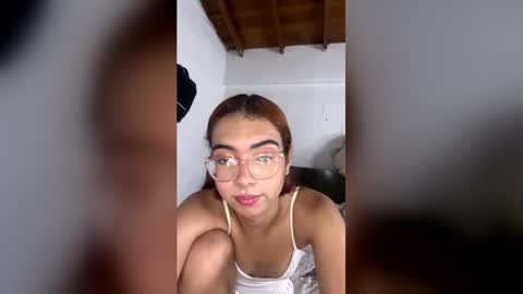sarasaenz999 online show from June 2026 03:29:02 AM