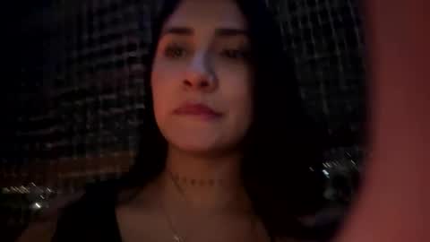 Snapshot of saratukkerr chatting on December 2024 04:01:01 AM saratukkerr online show from December 2024 04:01:01 AM