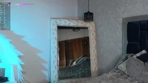 Sara W online show from February 2025 09:39:02 PM