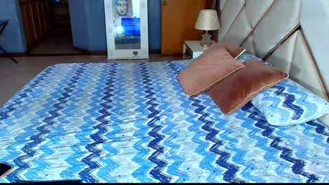 Sara Rivera online show from November 2025 03:23:01 PM