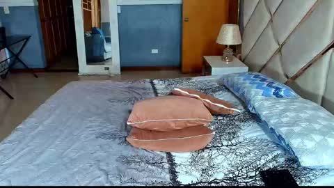 Sara Rivera online show from December 2025 02:35:01 PM