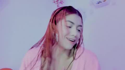 Snapshot of saray2312 chatting on November 2025 11:16:02 PM Saray online show from November 2025 11:16:02 PM