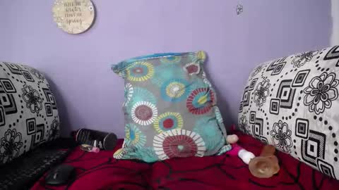 Snapshot of saraykalath chatting on January 2025 08:37:02 PM sara online show from January 2025 08:37:02 PM