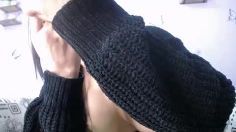 Snapshot of saraykalath chatting on January 2025 10:44:02 PM sara online show from January 2025 10:44:02 PM