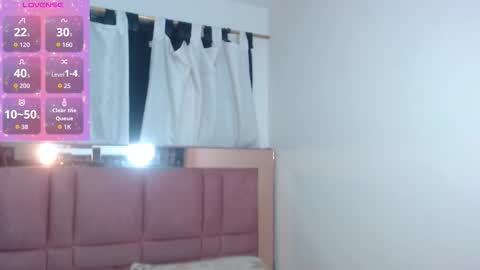 ailanimoon online show from March 2026 06:47:02 PM