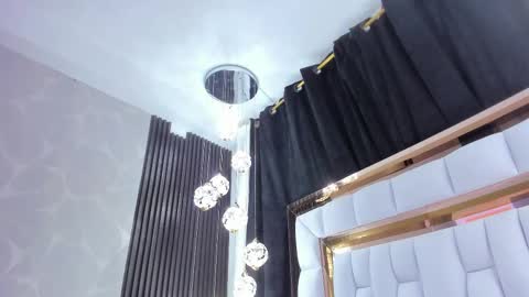 Saray online show from October 2025 07:33:01 PM