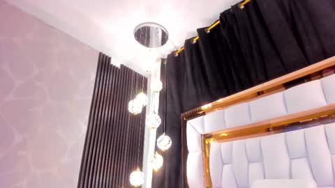 Saray online show from November 2025 07:30:01 PM