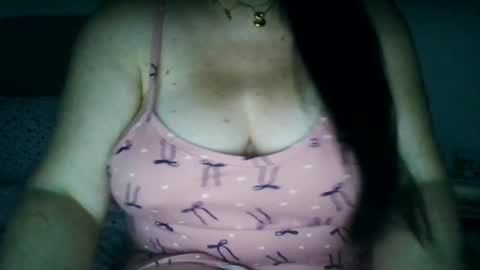 Sara online show from November 2025 12:01:02 AM