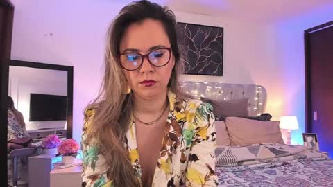 sarha online show from January 2025 12:42:01 PM