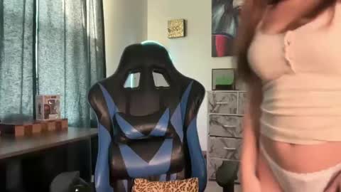 sariaaahh online show from February 2025 09:26:02 PM