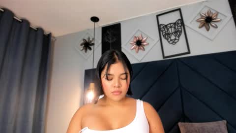 Snapshot of sarita_hills chatting on February 2026 04:57:01 AM Sara online show from February 2026 04:57:01 AM