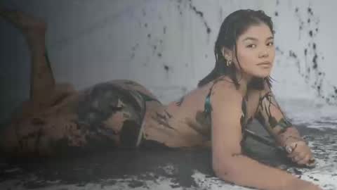 Snapshot of sarita_hills chatting on May 2026 08:02:02 PM Sara online show from May 2026 08:02:02 PM