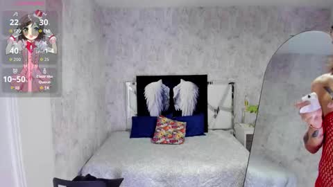 sarah online show from November 2025 09:36:02 PM