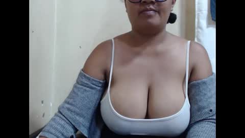 saronette online show from March 2026 07:31:01 AM