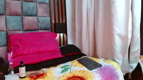 sara online show from March 2025 10:48:01 AM