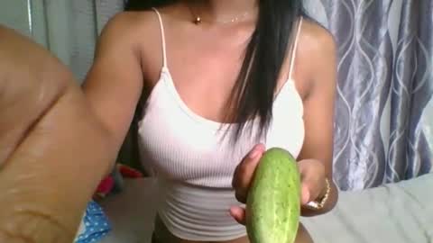 Anaelle online show from December 2025 05:13:01 AM