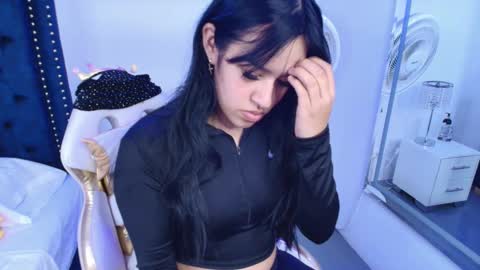 Sasha online show from November 2025 03:19:02 AM