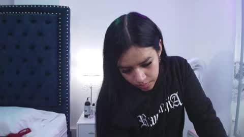 Sasha online show from January 2026 03:32:01 AM