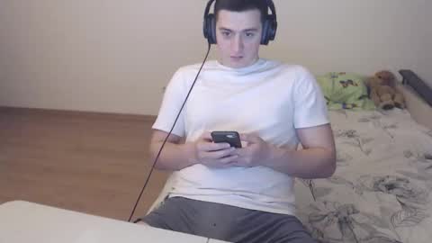 sasha_calvin online show from November 2025 08:09:01 PM