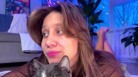 Snapshot of sasha_moormeoow chatting on December 2025 06:40:02 AM Alexandra Sasha in short online show from December 2025 06:40:02 AM