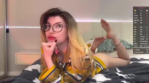 Hi everyone my name is Sasha   online show from February 2025 06:08:02 PM