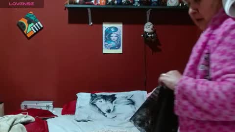 S A S H A R O S E online show from December 2025 12:25:01 PM